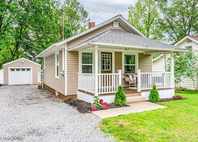 Property at 617 Cedar St, Salem, OH 44460, 2 beds, 1 bath