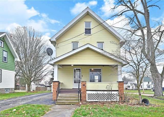 Property at 351 Laird Ave NE, Warren, OH 44483, 4 beds, 1 bath