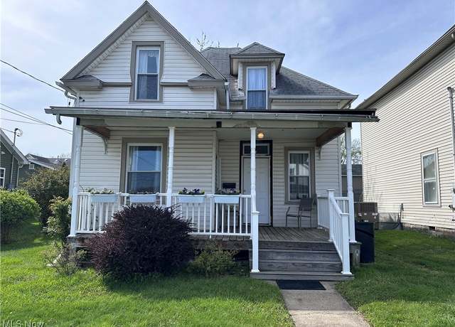 Property at 1605 Dewey St, Parkersburg, WV 26101, 3 beds, 2 baths