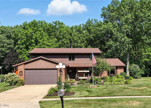 Property at 4821 Washington Ave, Lorain, OH 44052, 5 beds, 3 baths