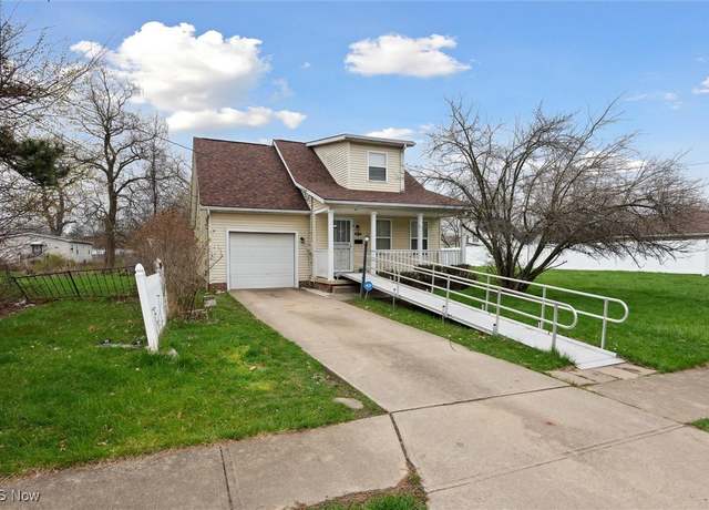 Property at 4627 E 147th St, Cleveland, OH 44128, 3 beds, 2 baths