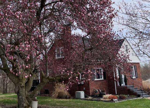 Property at 130 Wood St, Flushing, OH 43977, 4 beds, 2 baths