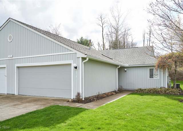 Property at 1515 Iris Glen Dr, Twinsburg, OH 44087, 2 beds, 2 baths