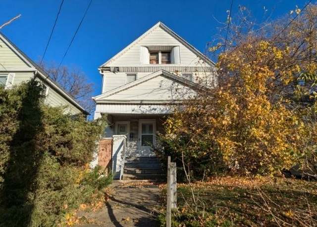 Property at 841 Grant St, Akron, OH 44311, 3 beds, 2 baths