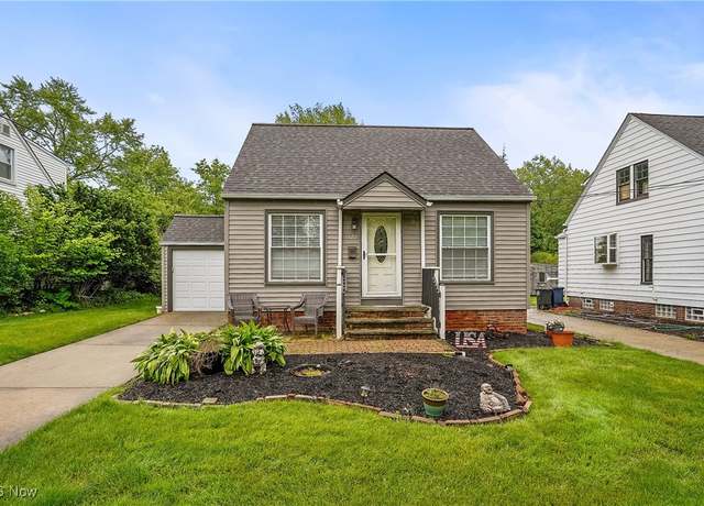 Property at 1527 Sunview Rd, Lyndhurst, OH 44124, 3 beds, 1 bath