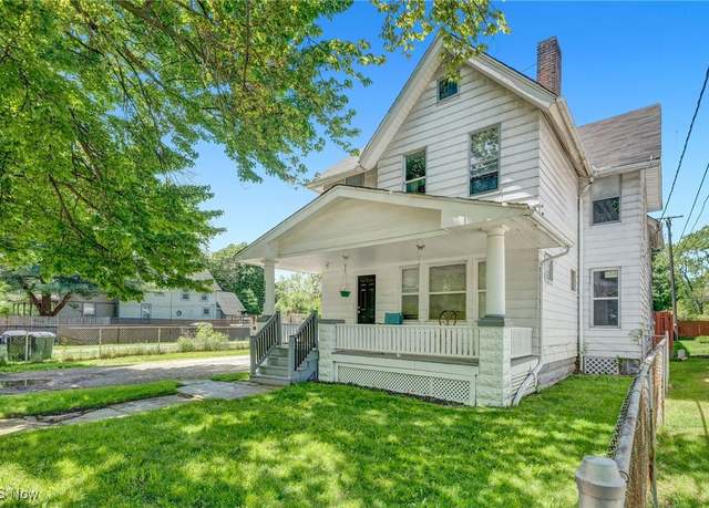 Property at 3808 W 33rd St, Cleveland, OH 44109, 8 beds, 3.5 baths