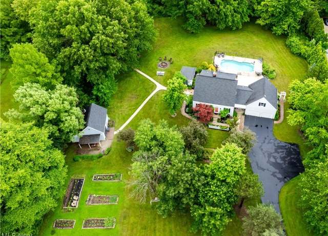 Property at 16185 Cowley Rd, Grafton, OH 44044, 4 beds, 3.5 baths