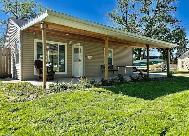 Property at 7360 Oregon Trl, Youngstown, OH 44512, 2 beds, 1 bath
