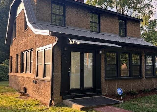 Property at 837 Quincy St, Parkersburg, WV 26101, 3 beds, 1.5 baths