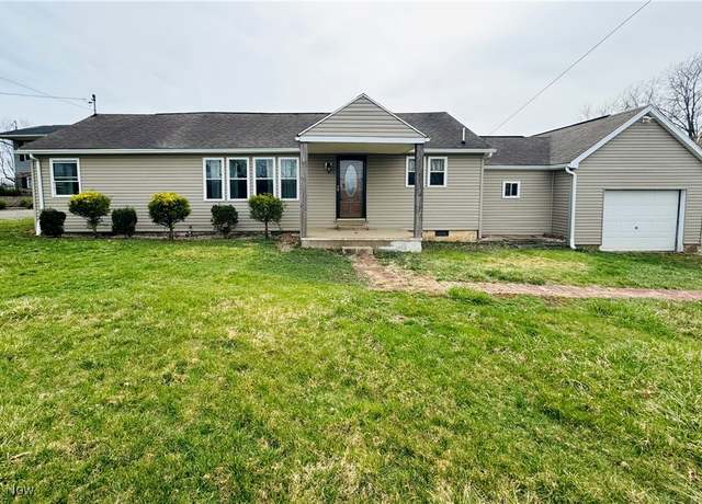 Property at 1318 Blennerhassett Hts, Parkersburg, WV 26101, 3 beds, 2 baths