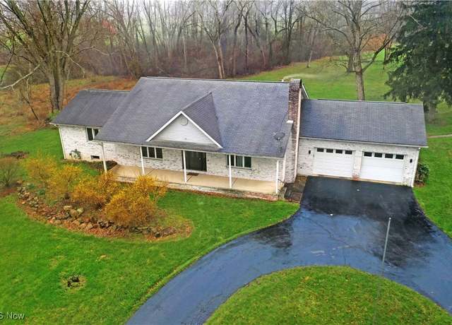 Property at 2727 Warren Meadville Rd, Cortland, OH 44410, 3 beds, 2.5 baths