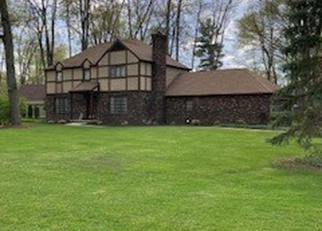 Property at 10312 Aspen Ct, Elyria, OH 44035, 4 beds, 2.5 baths