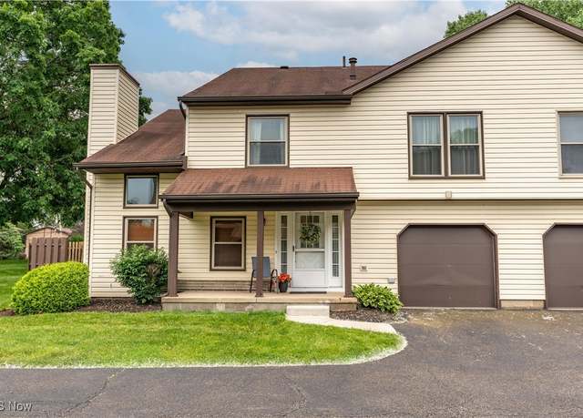 Property at 1829 Lakeside Ave NW, Canton, OH 44708, 2 beds, 1.5 baths