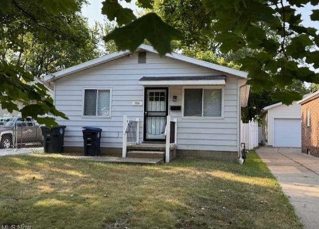 Property at 784 E Crosier St, Akron, OH 44306, 3 beds, 1 bath