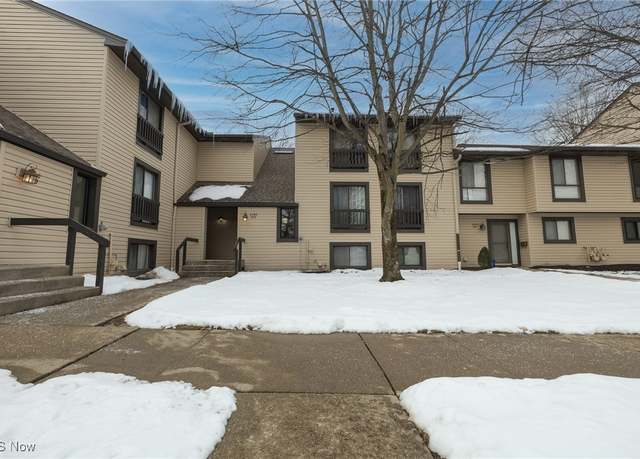 Property at 6340 Greenwood Pkwy #206, Northfield, OH 44067, 2 beds, 2 baths