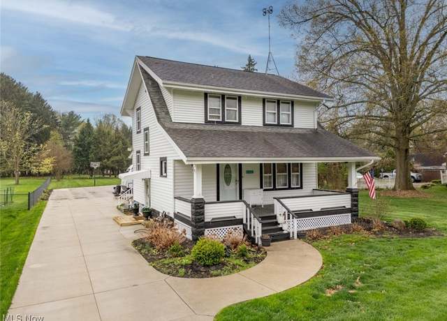 Property at 1034 Schneider St SE, North Canton, OH 44720, 3 beds, 1 bath