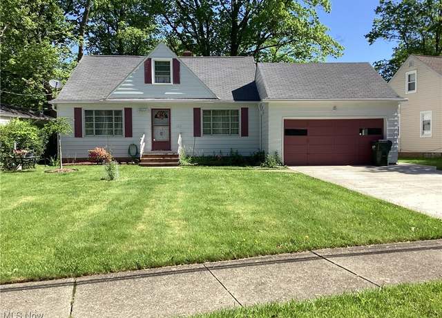 Property at 1809 Pontiac Dr, Euclid, OH 44117, 3 beds, 2 baths