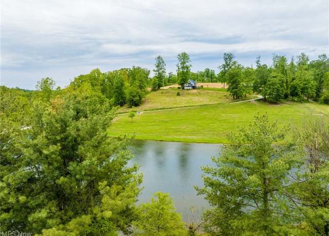 Property at 22 Waynesburg Rd NW, Carrollton, OH 44615, 4 beds, 2 baths