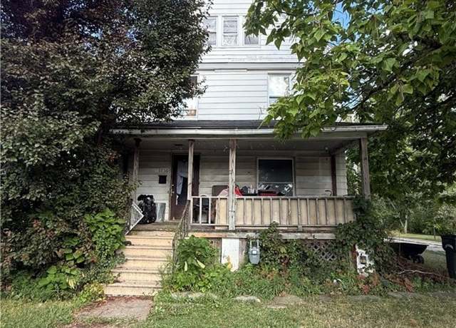 Property at 1716 Middle Ave, Elyria, OH 44035, 2 beds, 1 bath