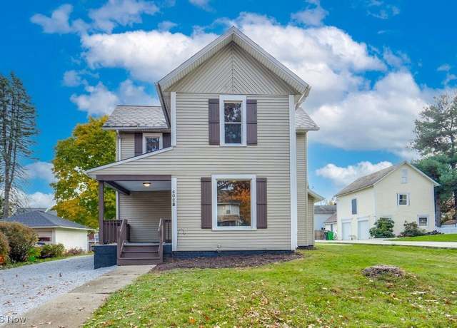 Property at 602 S Main St, Orrville, OH 44667, 4 beds, 1.5 baths