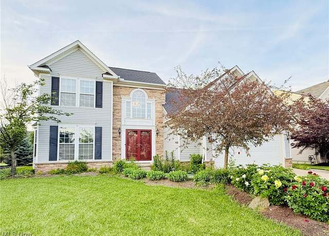 Property at 155 Stone Ridge Way, Berea, OH 44017, 3 beds, 3.5 baths