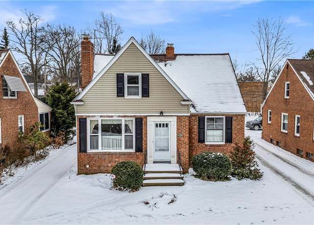 Property at 4040 Ardmore Rd, Cleveland Heights, OH 44121, 3 beds, 2 baths