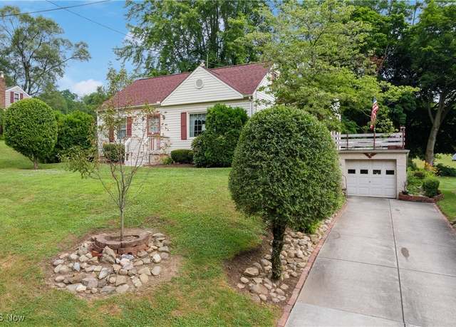 Property at 229 Glenn St, Barberton, OH 44203, 3 beds, 1 bath