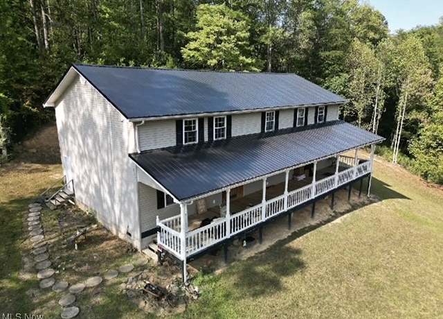 Property at 378 Big Sandy Rd, Newton, WV 25266, 5 beds, 3 baths