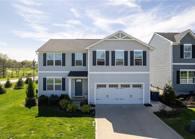 Property at 3939 Higgins Dr, Norton, OH 44203, 4 beds, 2.5 baths