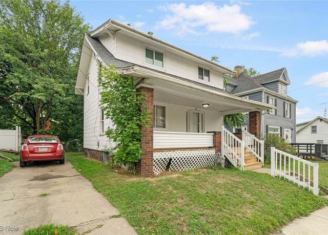 Property at 163 W Market St, Alliance, OH 44601, 3 beds, 1 bath
