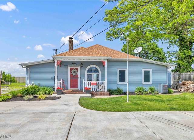 Property at 1837 E Erie Ave, Lorain, OH 44052, 2 beds, 2 baths