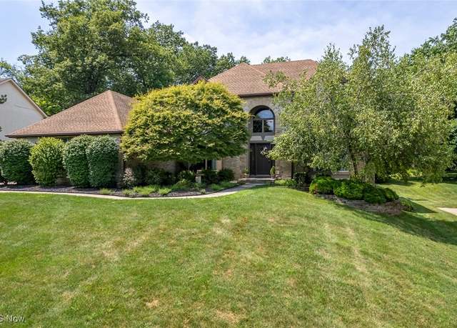 Property at 10730 Sherwood Trl, North Royalton, OH 44133, 4 beds, 4 baths