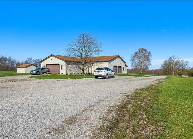 Property at 51028 State Route 14, East Palestine, OH 44413, 3 beds, 2.5 baths
