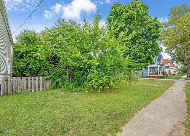 Property at 2256 E 85th St, Cleveland, OH 44106
