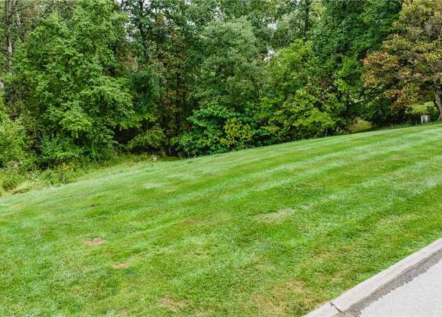 Property at 38 Wildwood Cir, Parkersburg, WV 26101