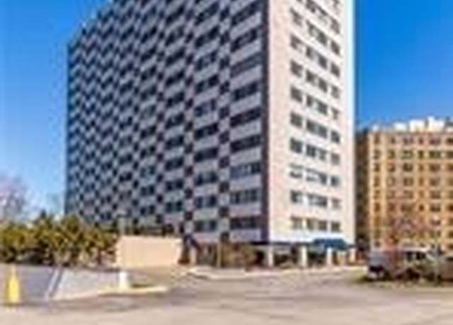 Property at 12520 Edgewater Dr #1504, Lakewood, OH 44107, 1 bath