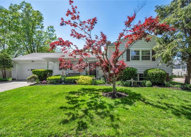 Property at 50 Luikart Dr, Euclid, OH 44123, 3 beds, 2.5 baths