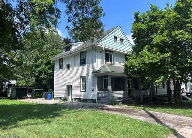 Property at 3952 E 74th St, Cleveland, OH 44105, 3 beds, 1 bath
