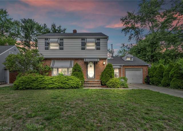 Property at 5015 Oakland Dr, Cleveland, OH 44124, 3 beds, 2 baths