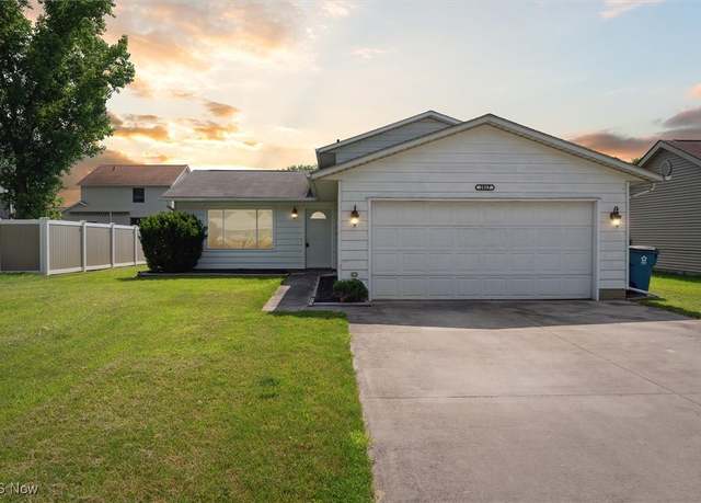 Property at 3917 Oxford Dr, Lorain, OH 44053, 4 beds, 1.5 baths