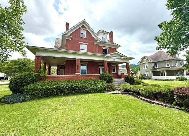 Property at 706 Dewey Ave, St Marys, WV 26170, 4 beds, 2 baths
