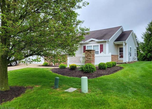 Property at 5495 Peachtree Ln N, Parma, OH 44134, 2 beds, 2 baths