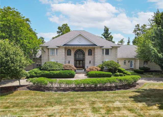 Property at 5391 Muirfield Dr, Canfield, OH 44406, 5 beds, 6 baths