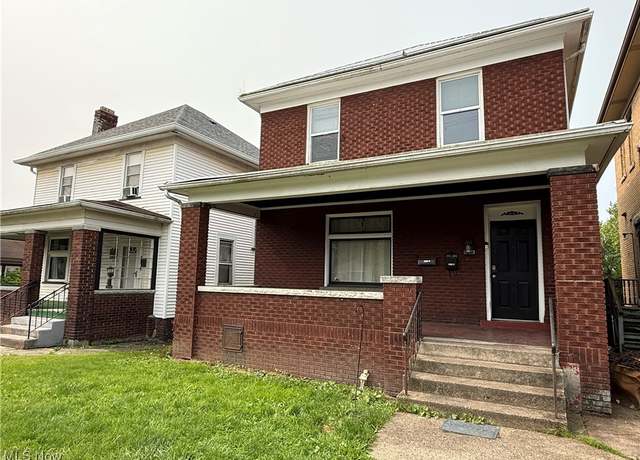 Property at 1242 Ridge Ave, Steubenville, OH 43952, 4 beds, 2 baths