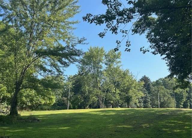 Property at 1742 Turkeyfoot Lake Rd, Barberton, OH 44203