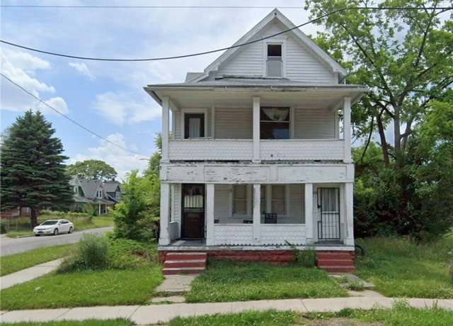 Property at 1201 Ewing St, Toledo, OH 43607, 4 beds, 2 baths