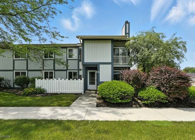Property at 9040 Portage Pointe Dr, Streetsboro, OH 44241, 3 beds, 2 baths