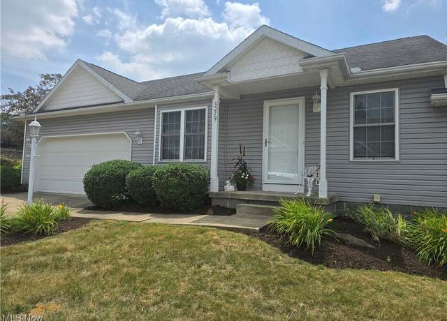 Property at 3278 Sumser St NW, North Canton, OH 44720, 2 beds, 2 baths