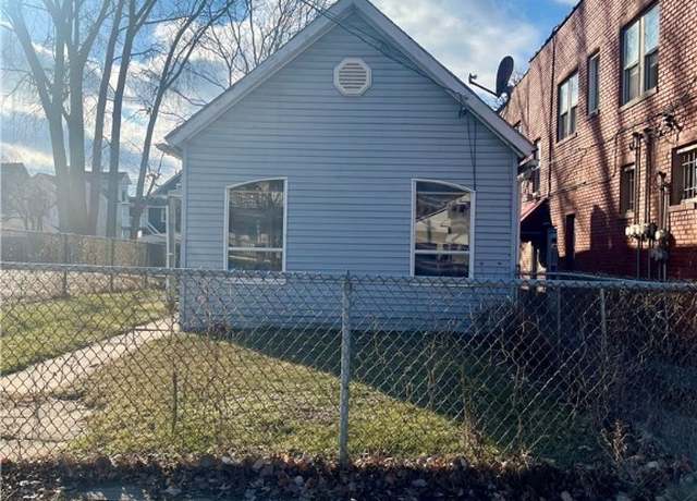 Property at 1344 W 65th St, Cleveland, OH 44102, 3 beds, 1 bath