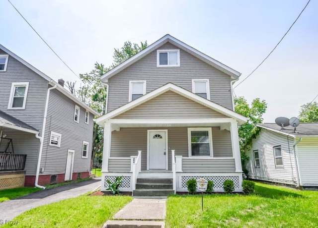 Property at 546 W Harrison St, Alliance, OH 44601, 3 beds, 1.5 baths